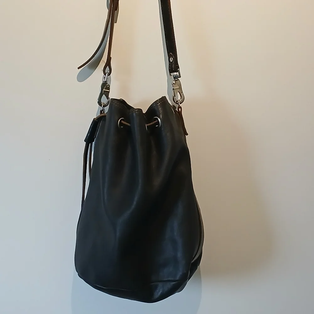 90s Leather Rugby Bucket Bag - Picture 2 of 16